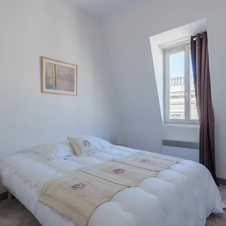 Apartment Sylvabelle - T2 Cosy - Prefecture - Immeuble Haussmanien
