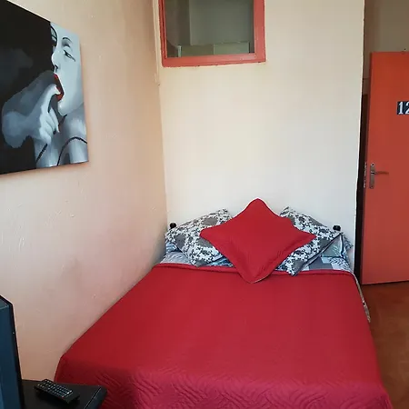 Hotel Des Allées 3*