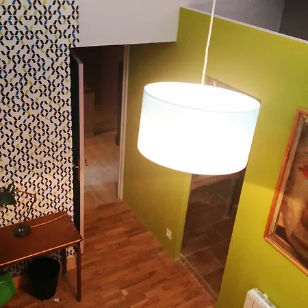 Meublee Larguez Les Ames Art Hotel Marseille