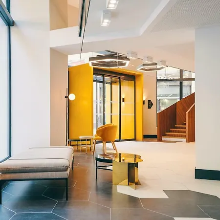 Mercure Canebiere Vieux-port 4*
