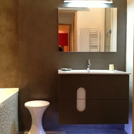 Your In Marseille*** Apartman