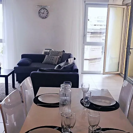 Apartment Le Village Massalia