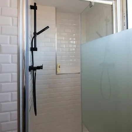 Confortable Prado Castellane Апартаменты Марсель