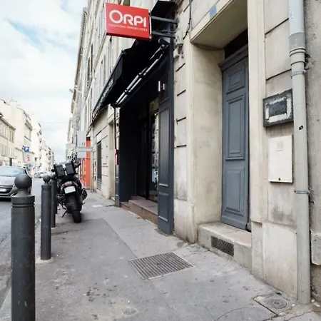 Apartment Cosy Rue Paradis *
