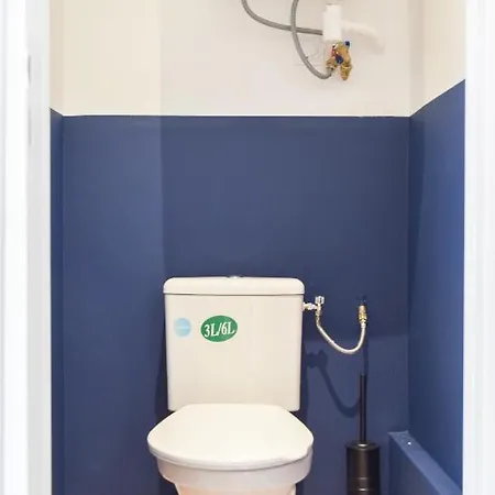 Le Voltaire Apartment