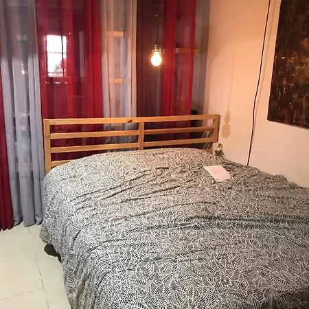 Les Cordelles Apartment