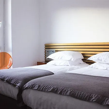 Greet Centre Saint Charles Hotel