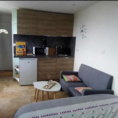 Neuf D'environ 20m2, Piscine, Vue Mer, Pour 2 Personnes *