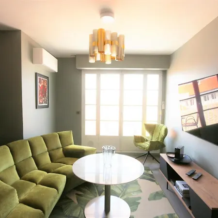 Privee Du Balcon Du Vieux Port Aparthotel