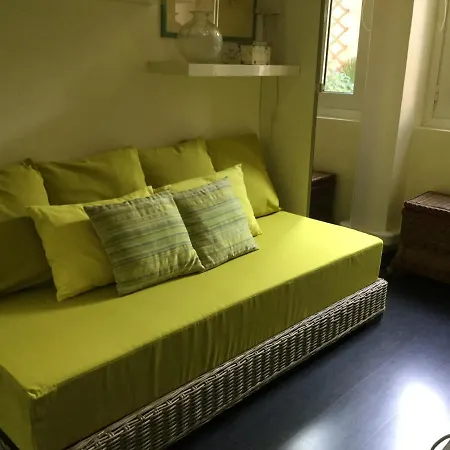 Homestay 1 Personne Avec Terrasse Centre 3 Nuits Min , Femme Uniquement Marseille