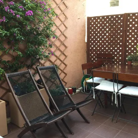 1 Personne Avec Terrasse Centre 3 Nuits Min , Femme Uniquement Homestay Marseille