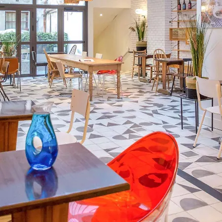 Hotel Greet Centre Saint Charles 2*