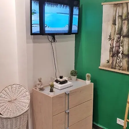 Jacuzzi Privatif Des Catalans Apartment