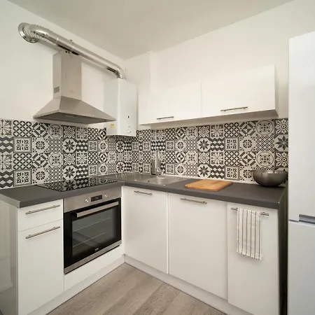Equipe Parking Balcon 2 Apartament Marsylia