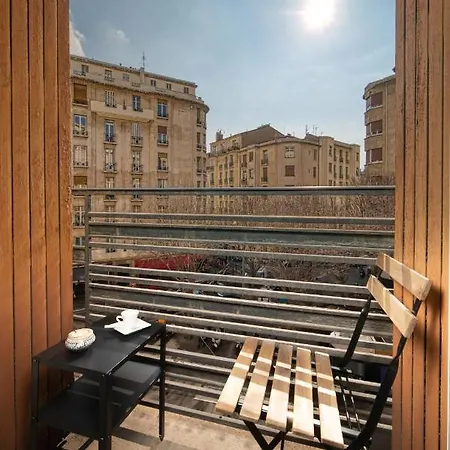 Apartment Grand 4pers A Cote Du Palais Longchamp Marseille