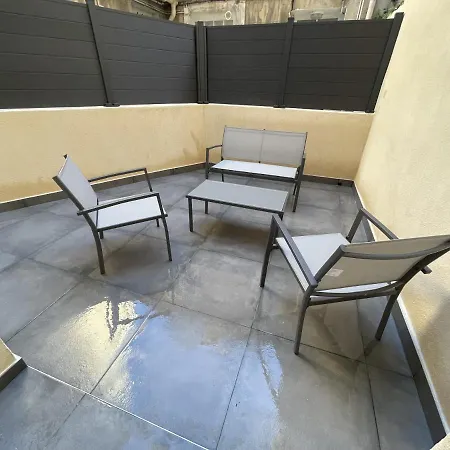 : T2 Avec Terrasse Apartment *