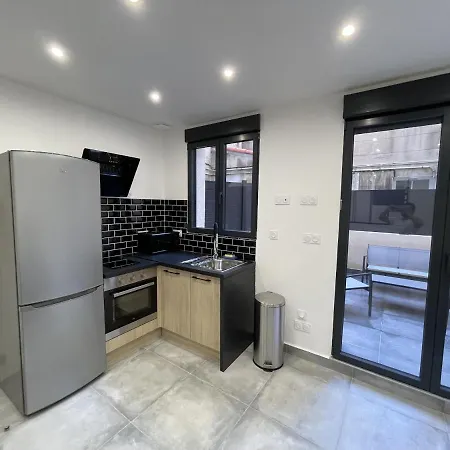 : T2 Avec Terrasse Apartment *