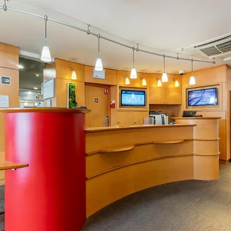 Prado Parc Des Expositions Hotel