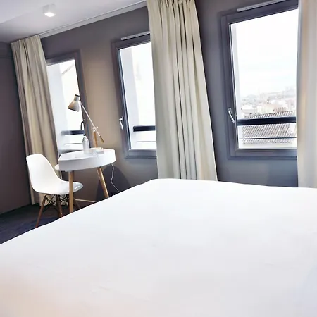 Alex & Hotel 3*