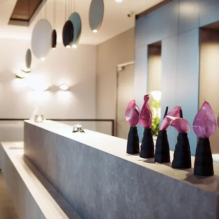 Hotel Alex &