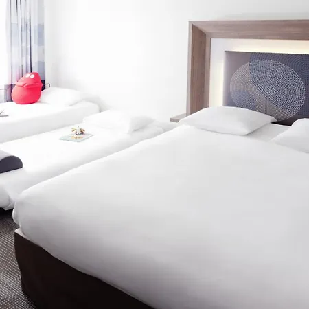Novotel Centre Prado Velodrome 4*