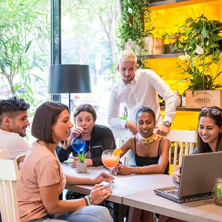 Novotel Centre Prado Velodrome Hotel 4*