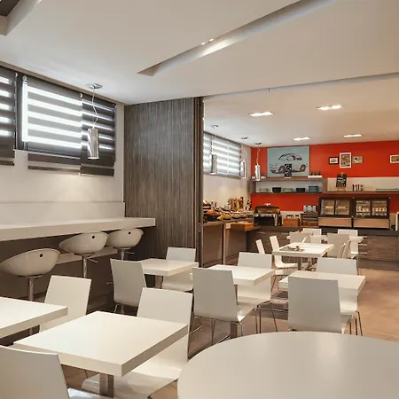 Aparthotel Adagio Vieux Port