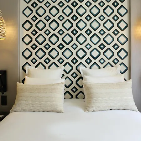 Western La Joliette 4*
