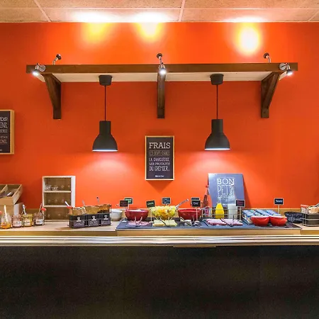 Hotel La Valentine Porte D'aubagne 3*