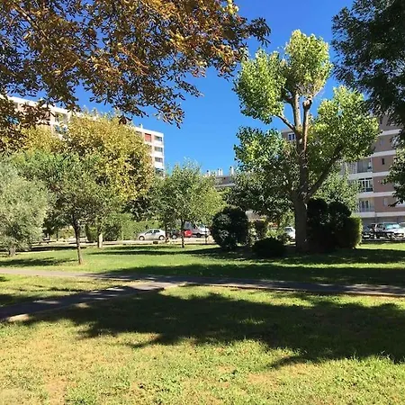 Apartment St Velodrome 3 Parking 8 Couchages Neuf