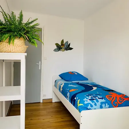 Appartement Entièrement Rénové, Ensoleillé, à 3mn De La Gare St Charles, Avec La Vue Sur Notre-dame De La Garde