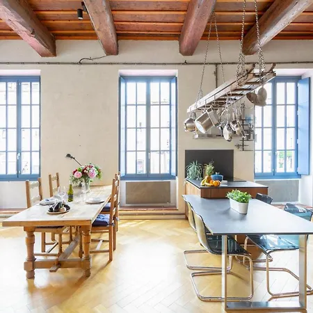 Apartment Sunny Stylish Spacious Loft In Old-port Marseille