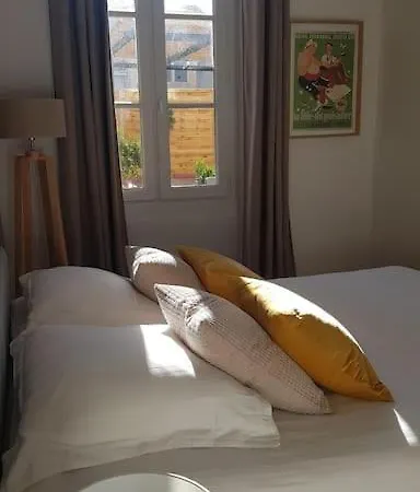 Superbe 2 Pièces Avec Grande Terrasse, Classé *** Appartamento