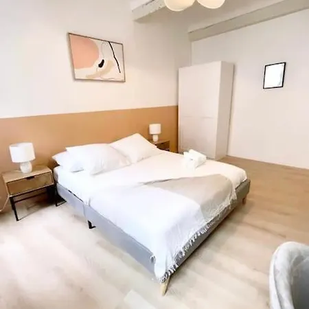 Apartment Magnifique T3 Sur Le Vieux Port-a 2 Pas Du Panier