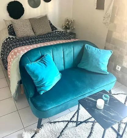 Jolie T2 De 30m2 Avec Terrasse Metro Timone A 5 Min * 马赛