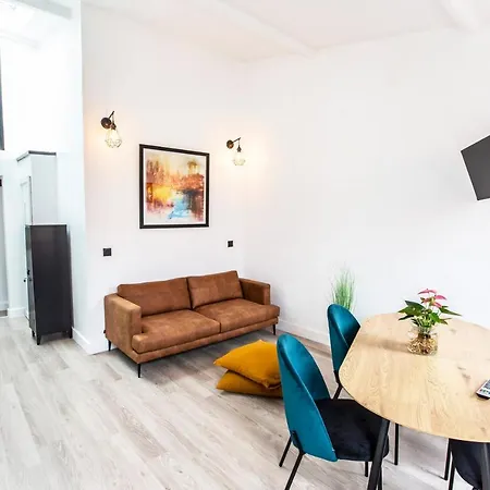 Magnifique Duplex 2ch / 2 Sdb Apartment
