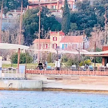 Вилла Marseille-au-bord-de-l'eau *