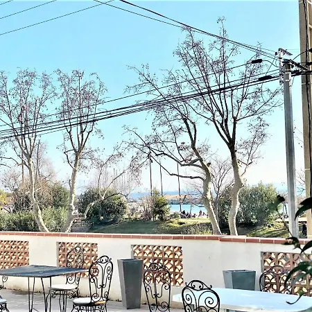 Вилла Marseille-au-bord-de-l'eau Марсель