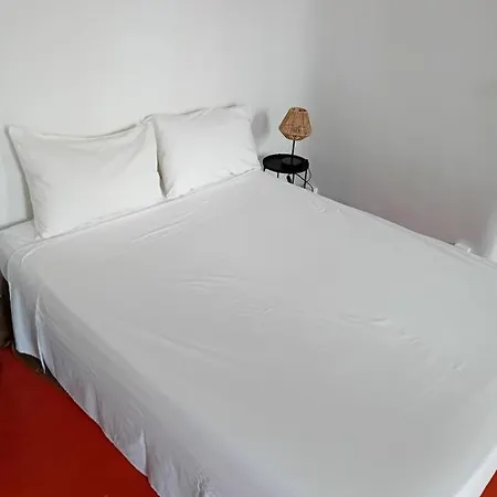 La Plaine Cours Julien: Creative Quarter Private Apartment *