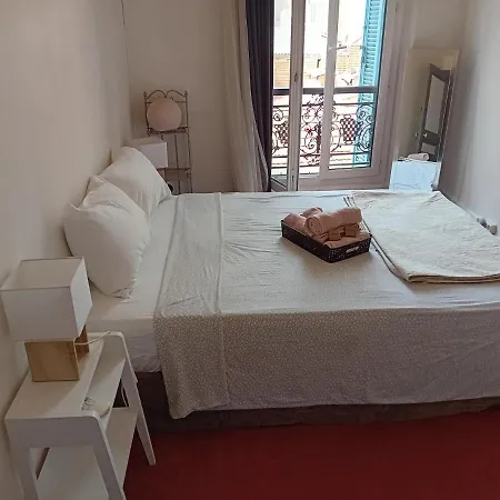 La Plaine Cours Julien: Creative Quarter Private