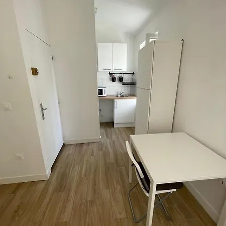 Apartment Joli Plein Sud 15mn Des Plages Et Wifi Gratuit