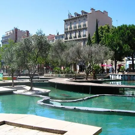 Apartment La Plaine Cours Julien: Creative Quarter Private Marseille