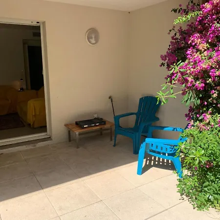 T3 Jardin 1 Km La ! Appartement *