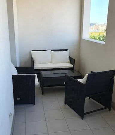 3 Pieces + Terrasse 公寓 马赛