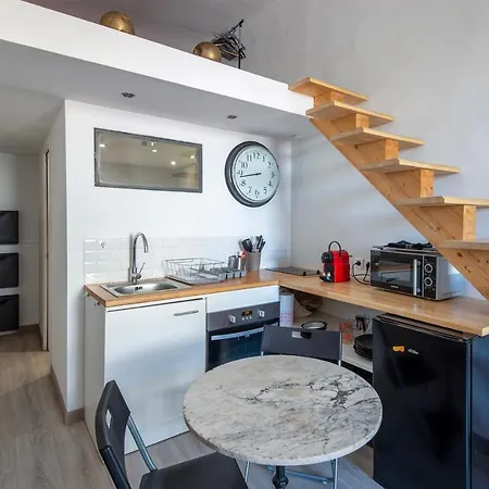 Cours Estienne D'orves Appartement *