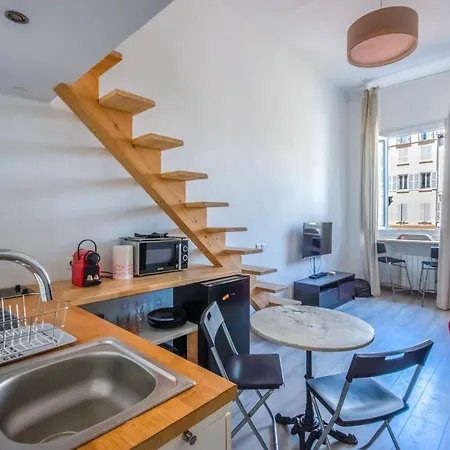 Cours Estienne D'orves Appartement