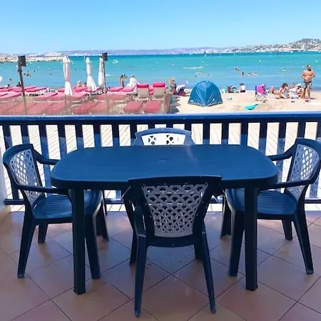 Holiday home Cabanon Les Pieds Dans L'eau… Marseille