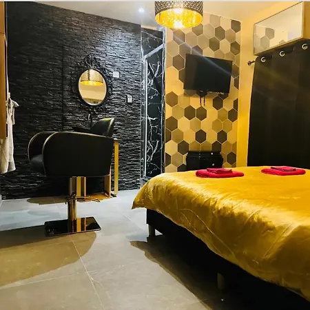 Villa 13 Nuances De Grey Jacuzzi *
