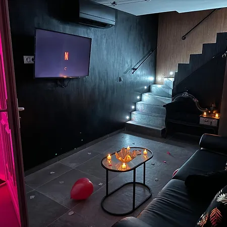 13 Nuances De Grey Jacuzzi *
