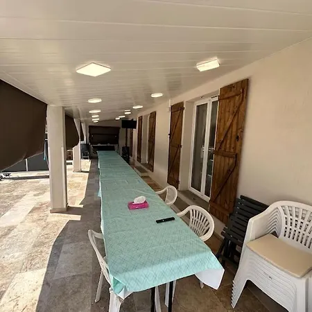 Maison Avec Piscine Holiday home